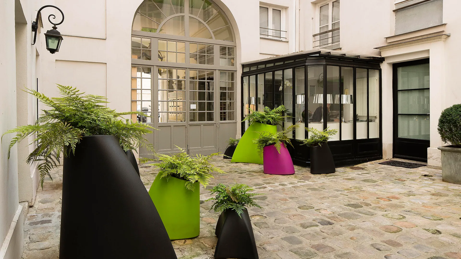 Design Sorbonne Hotel
